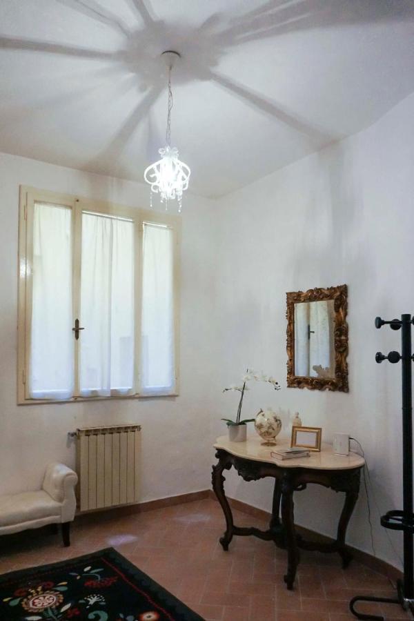 The Pitti Courtyard Florence Exterior photo